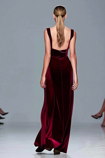 Robe longue formelle en velours à col carré bordeaux avec fente